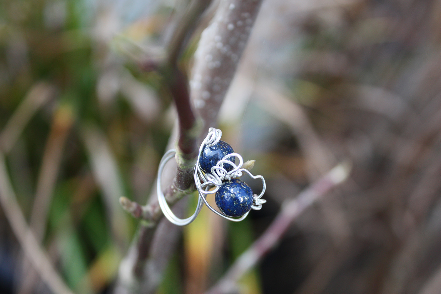 Dark Blue Marcasite & Twirly Silver Ring