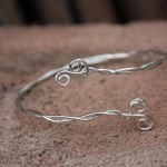 curl-twist-silver-bracelet